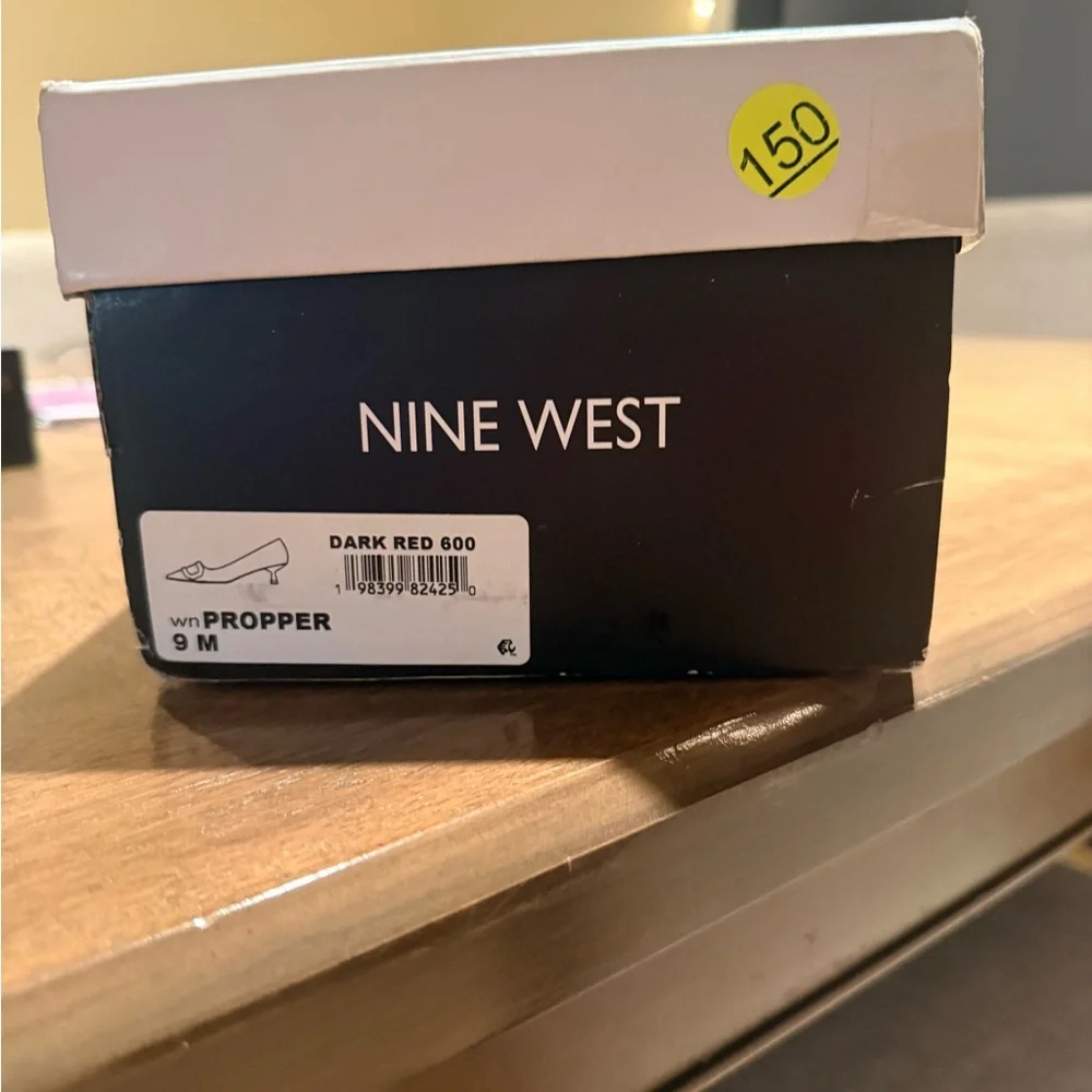 Nine West Dark Red Propper Heels - Picture 3 of 3